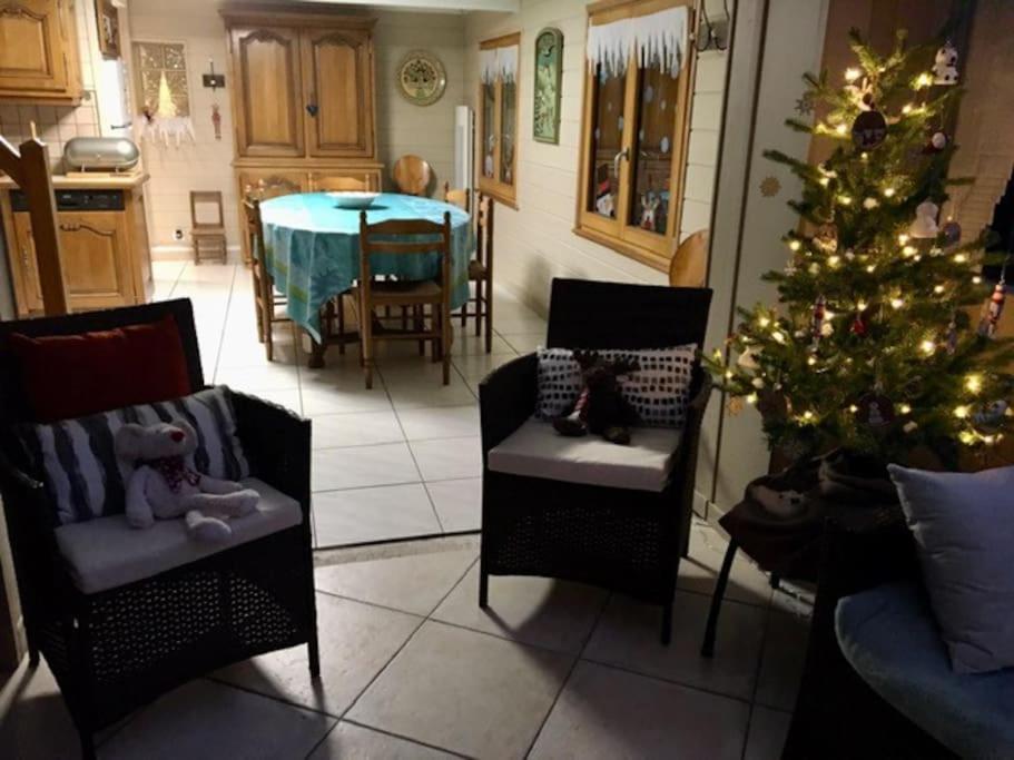 Chalet Le De La Repandise Laveline-du-Houx