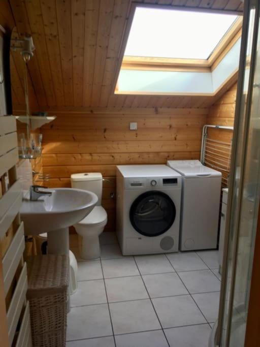 Le De La Repandise Chalet